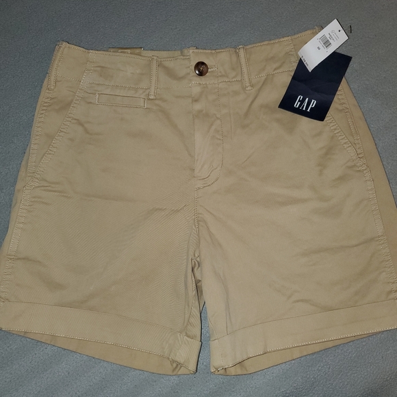 Gap 5" Shorts - Picture 1 of 3